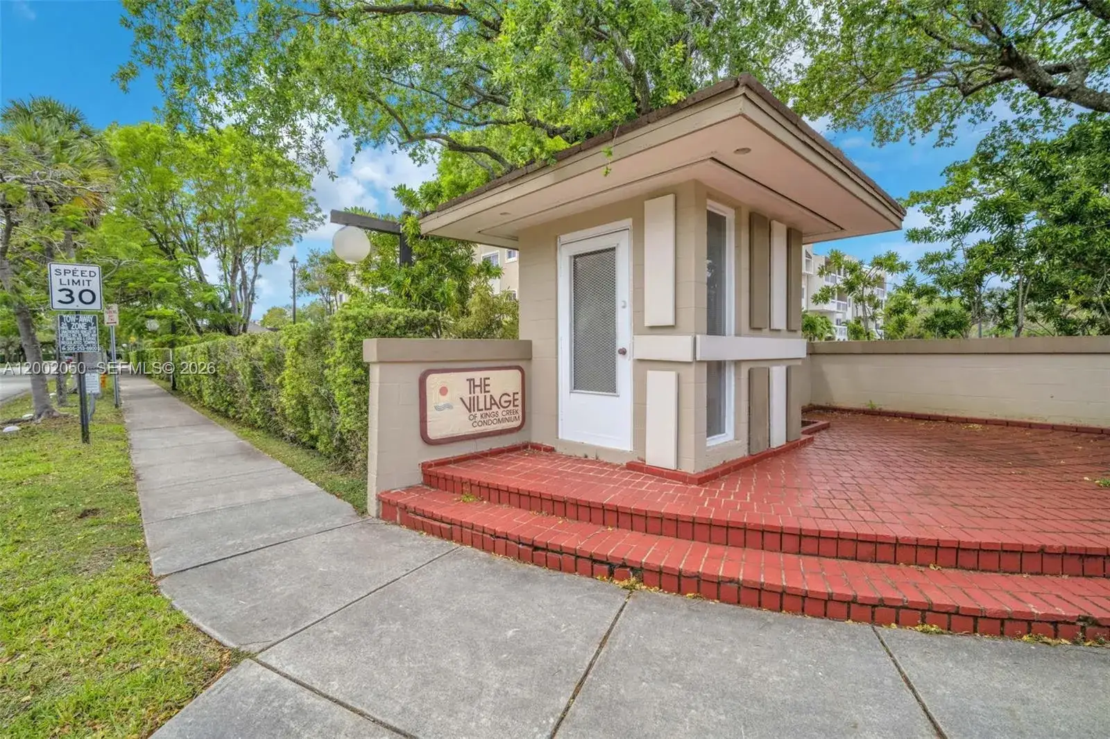 1 bedroom 1 bath Residential Lease for rent at 8103 Camino Real # C314, Miami FL 33143