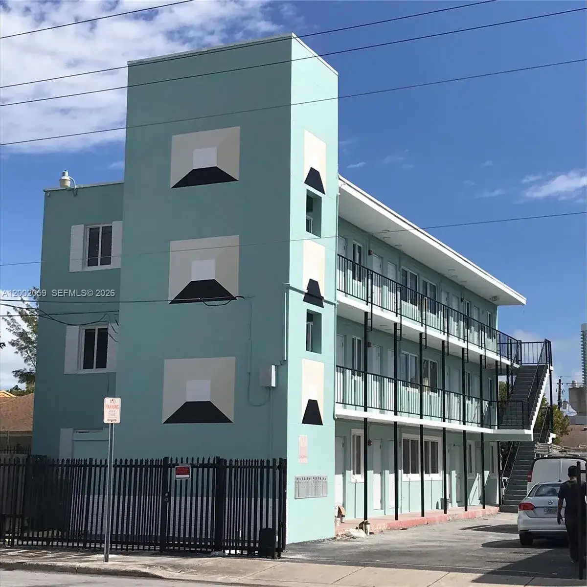 2 bedroom 1 bath Residential Lease for rent at 1815 NW 1st CT # 8, Miami FL 33136