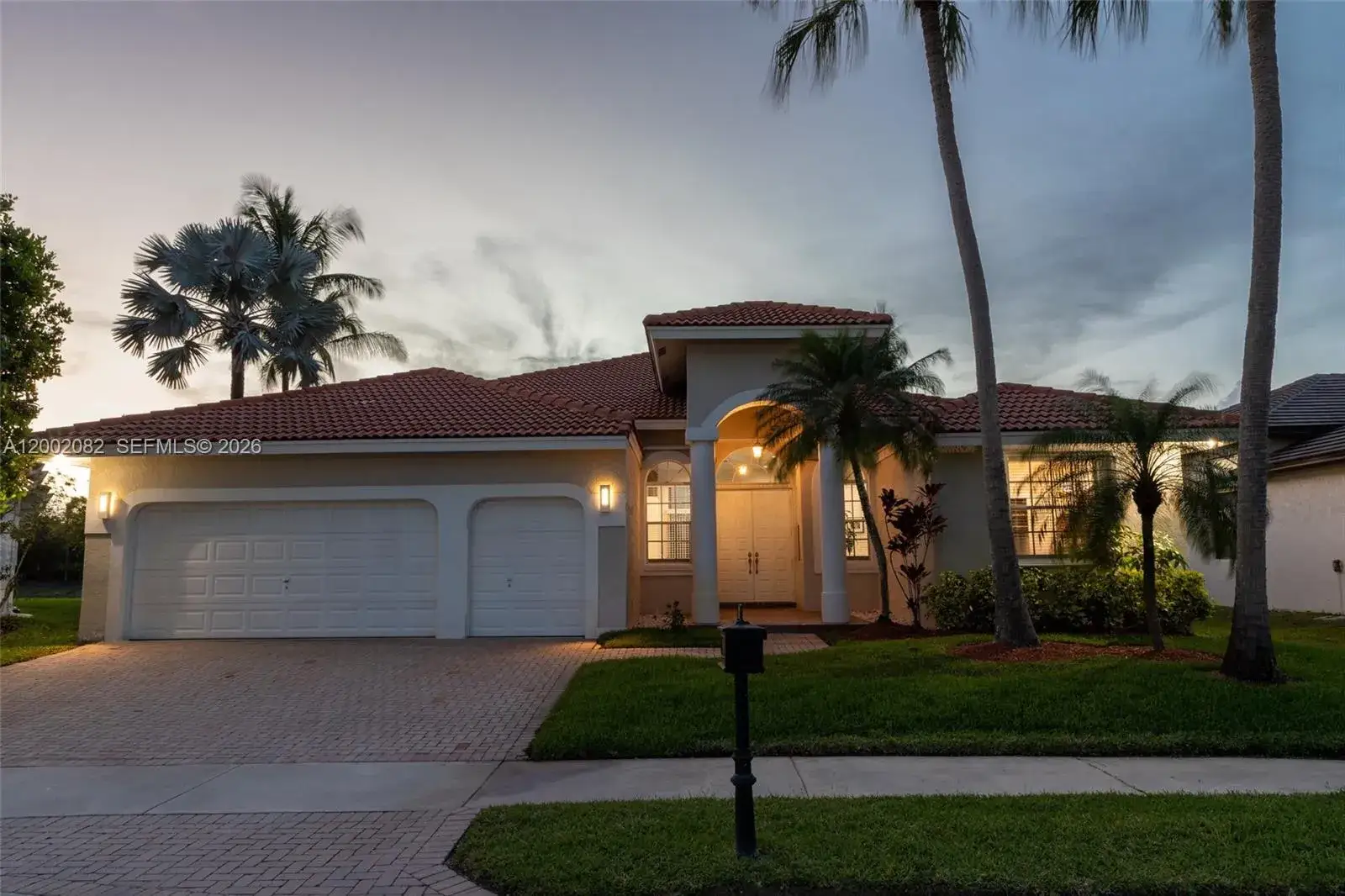 5 bedroom 3 bath Residential for sale at 2557 Jardin Ter, Weston FL 33327