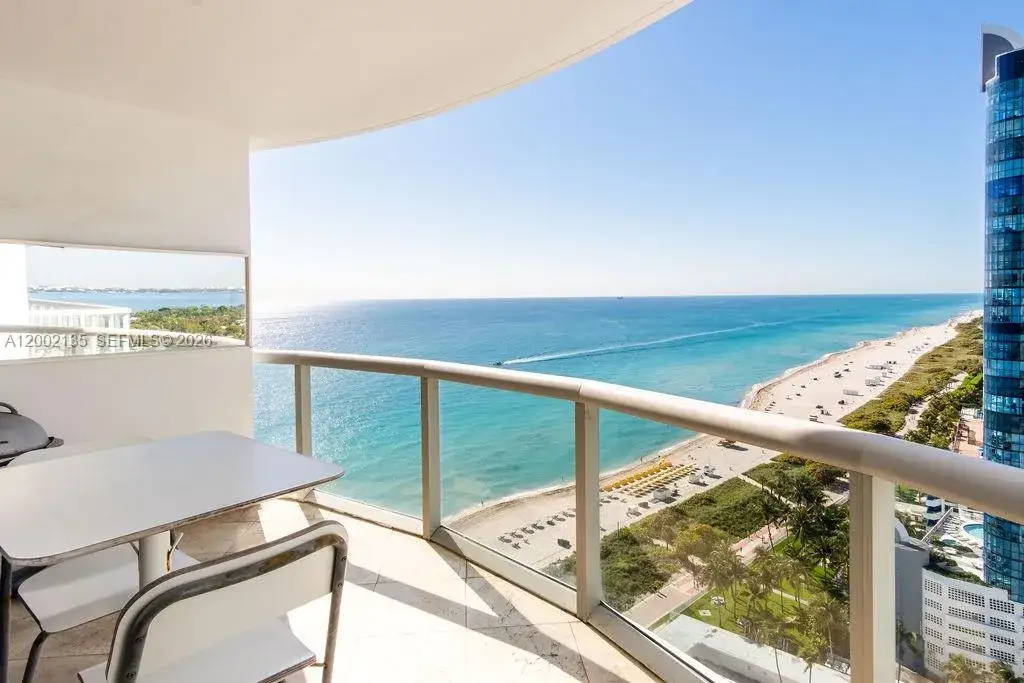1 bedroom 1 bath Residential for sale at 6365 Collins Ave # 2306, Miami Beach FL 33141