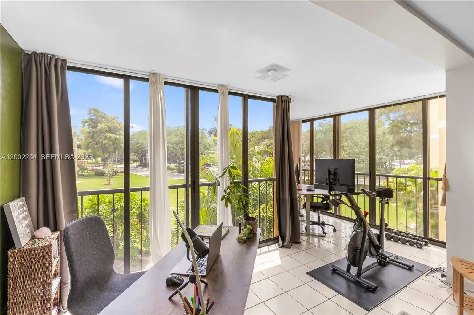 2 bedroom 2 bath Residential for sale at 16175 Golf Club Rd # 212, Weston FL 33326