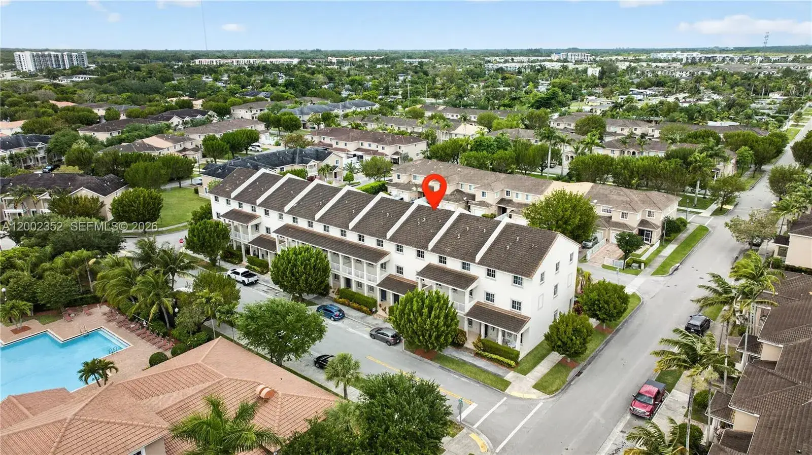 5 bedroom 3 bath Residential for sale at 14213 SW 274th St, Homestead FL 33032