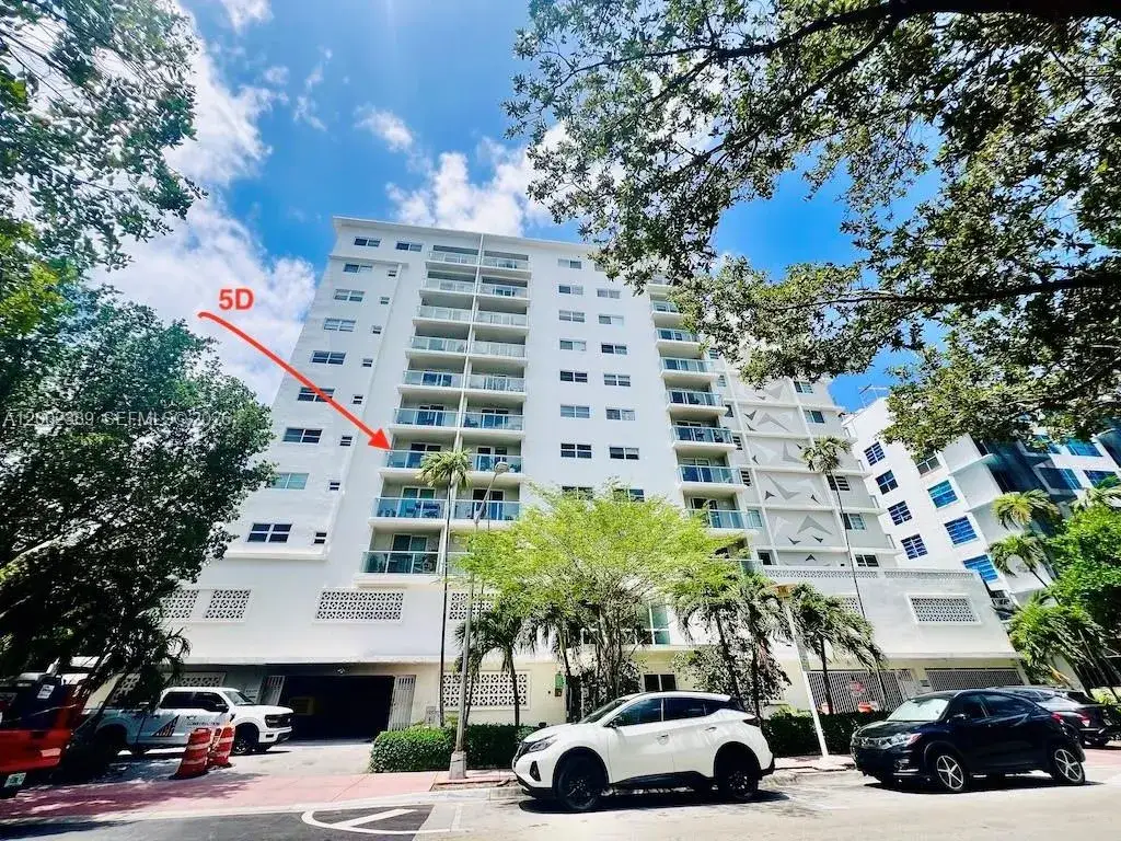 1 bedroom 2 bath Residential Lease for rent at 1750 James Ave # 5D, Miami Beach FL 33139