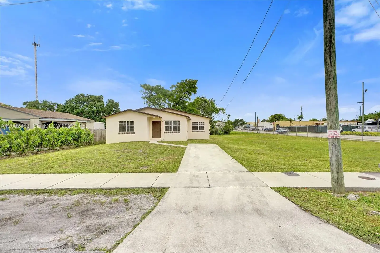3 bedroom 2 bath Residential for sale at 5532 SW 22nd St, West Park FL 33023