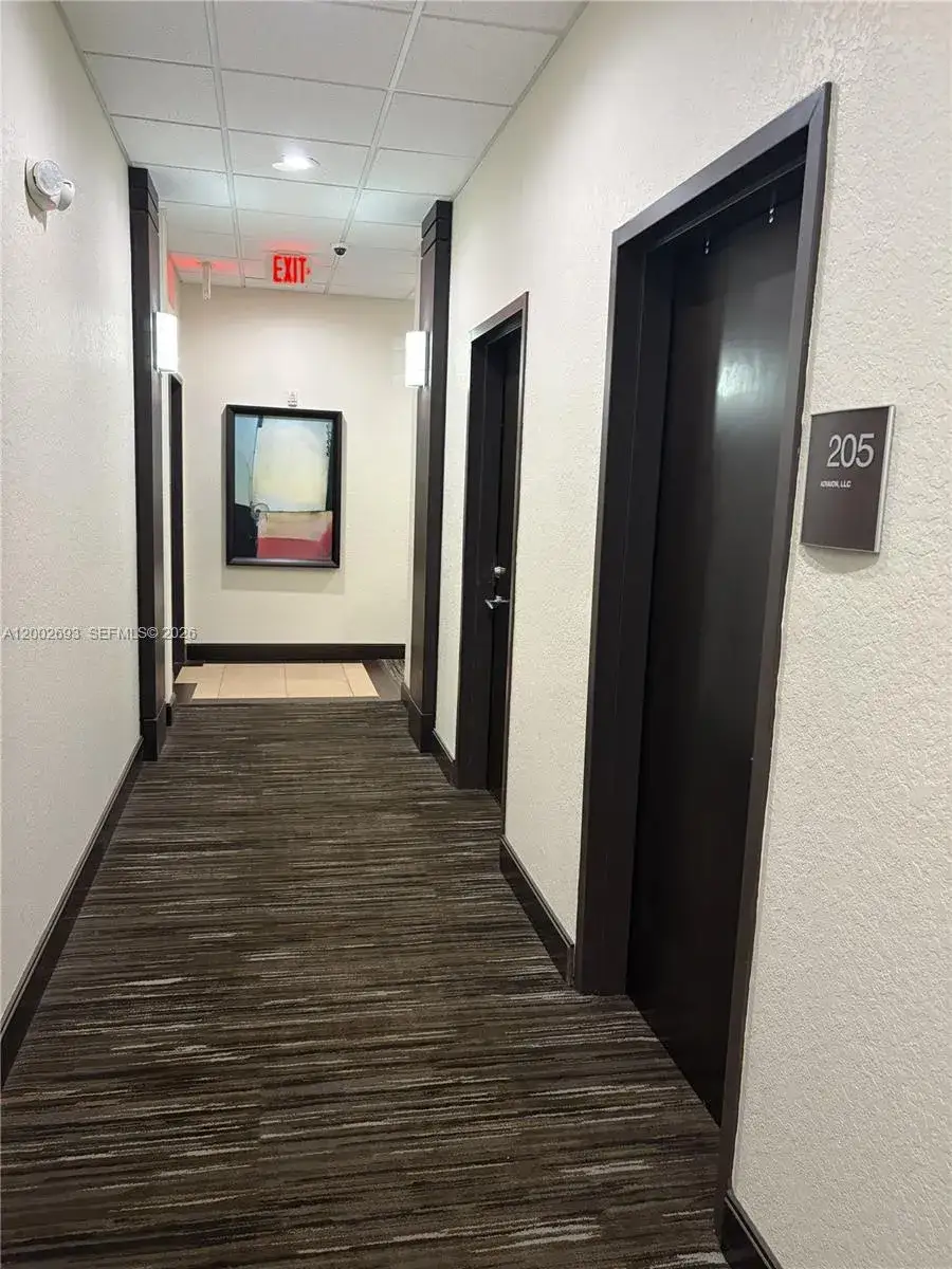 Commercial Sale for sale at 1961 NW 150th Ave # D1, Pembroke Pines FL 33028