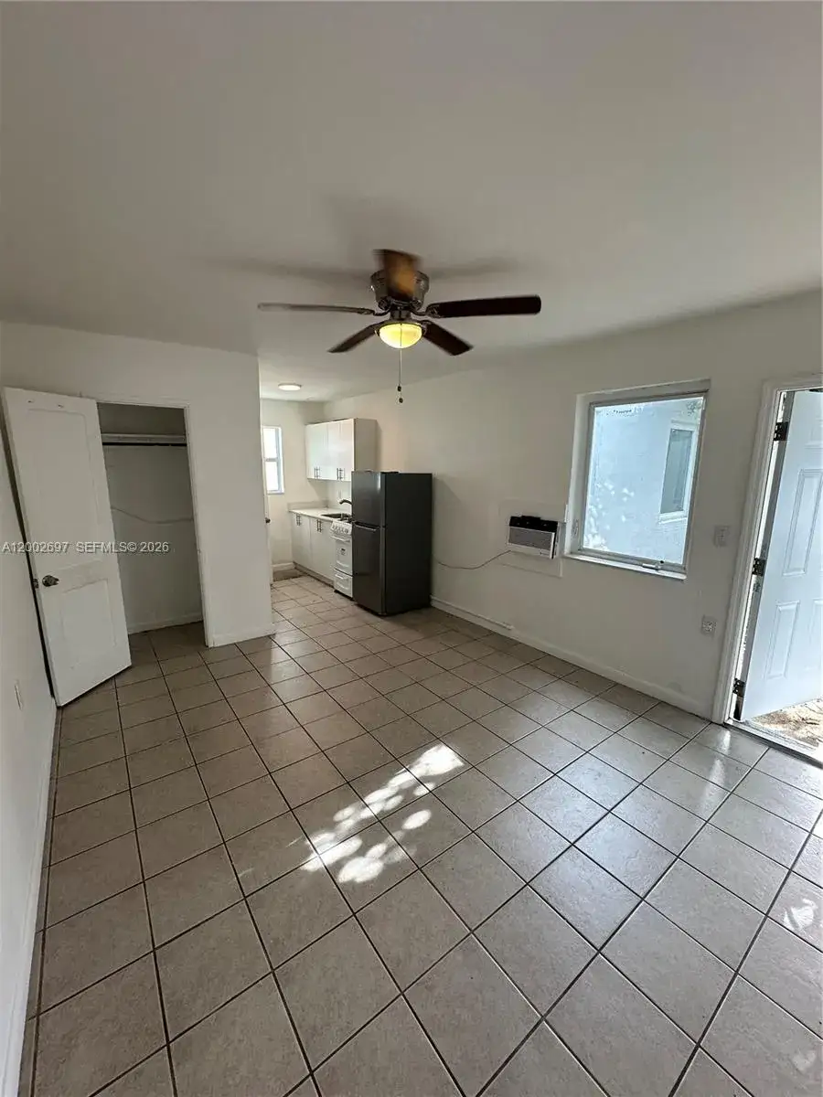 1 bath Residential Lease for rent at 480 SW 10th St # 6, Miami FL 33130