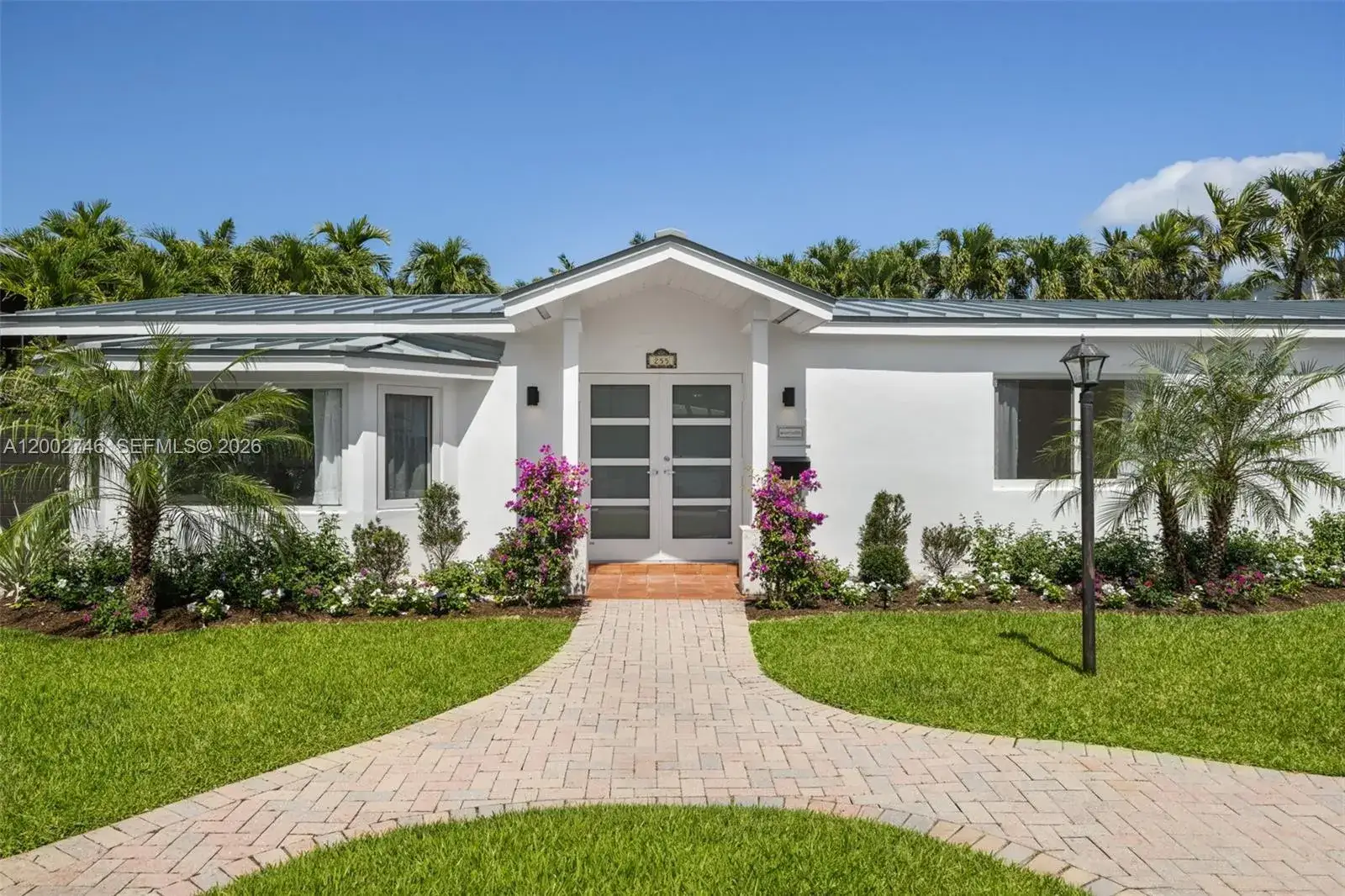 4 bedroom 3 bath Residential for sale at 255 Ridgewood Rd, Key Biscayne FL 33149