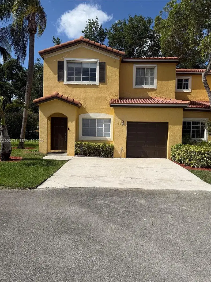 4 bedroom 2 bath Residential for sale at 1704 SW 101st Ter, Miramar FL 33025