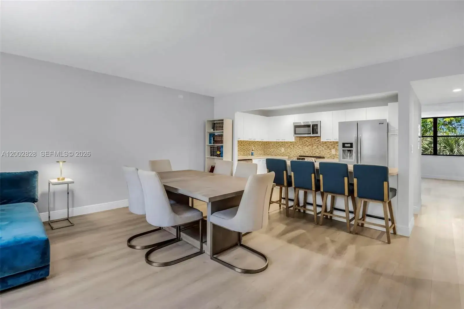 2 bedroom 2 bath Residential for sale at 3350 NE 192nd St # B, Aventura FL 33180