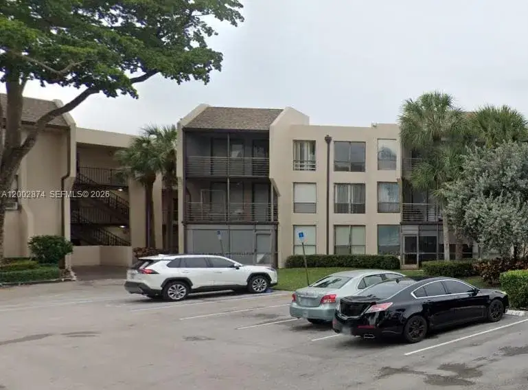 2 bedroom 2 bath Residential Lease for rent at 6301 N University Dr # 202, Tamarac FL 33321