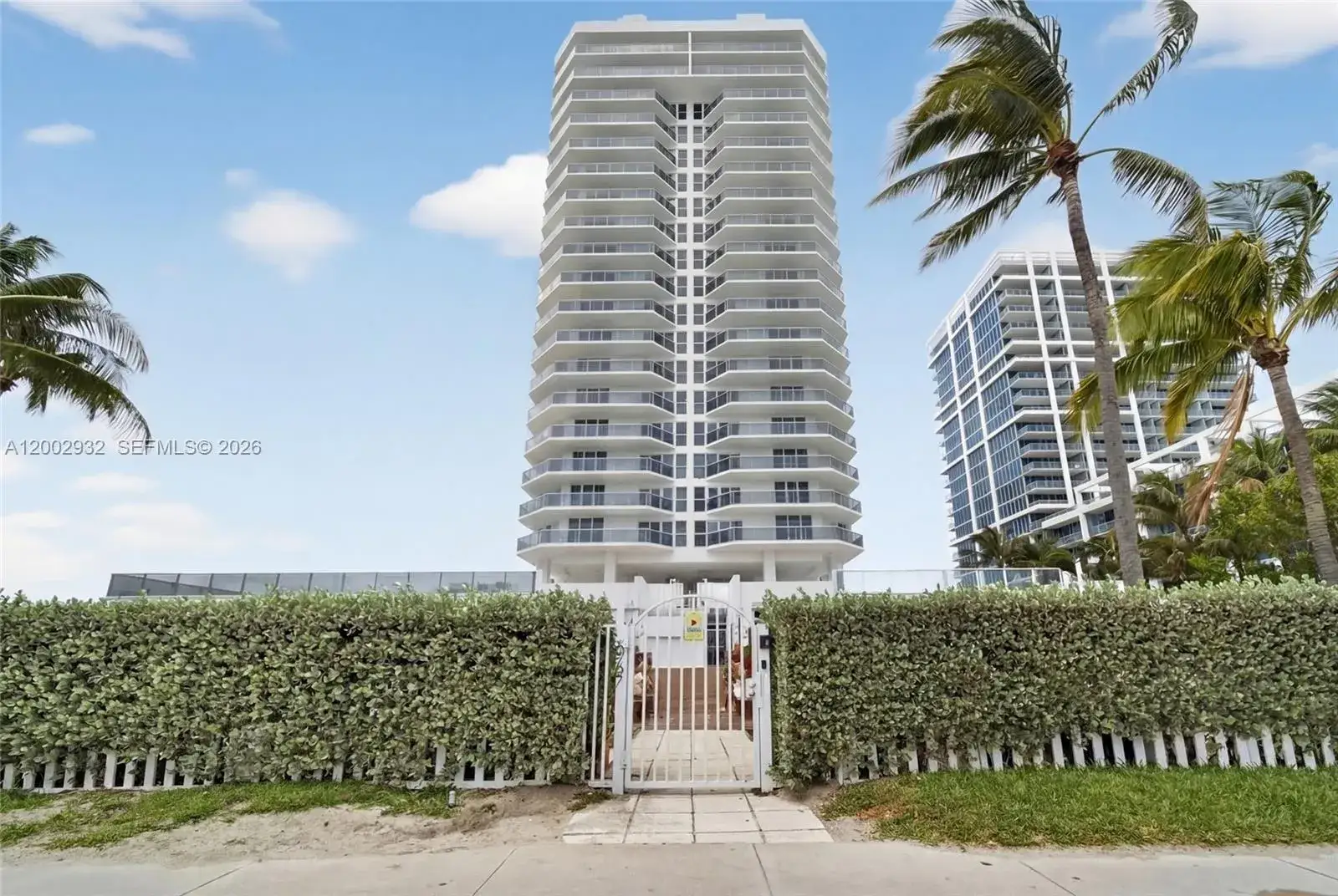2 bedroom 2 bath Residential Lease for rent at 6767 Collins Ave # 1609, Miami Beach FL 33141