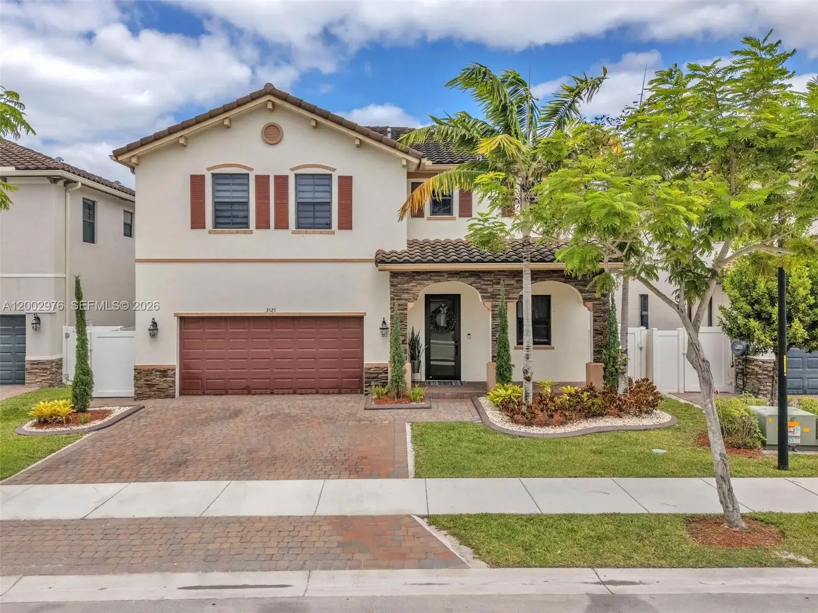 4 bedroom 2 bath Residential for sale at 3525 W 94th St, Hialeah FL 33018