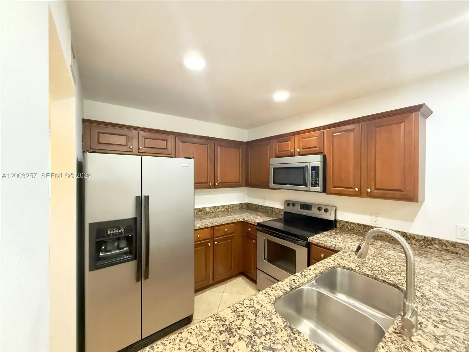 3 bedroom 2 bath Residential Lease for rent at 1000 Palm Trl # 6, Delray Beach FL 33483