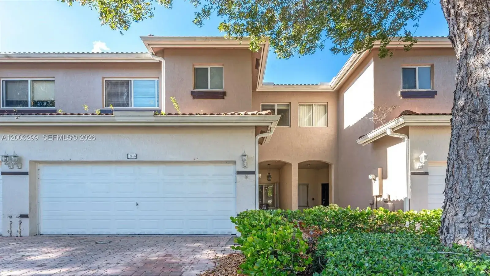 3 bedroom 2 bath Residential Lease for rent at 1916 SE 23rd Ave # 1916, Homestead FL 33035