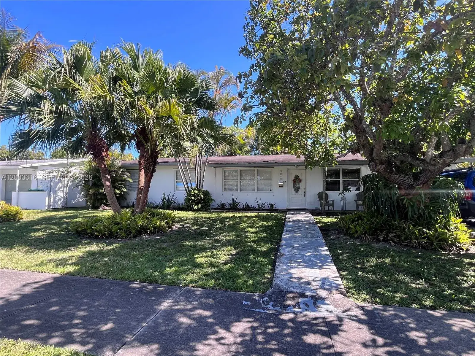 3 bedroom 1 bath Residential Lease for rent at 9840 SW 165th Ter, Miami FL 33157