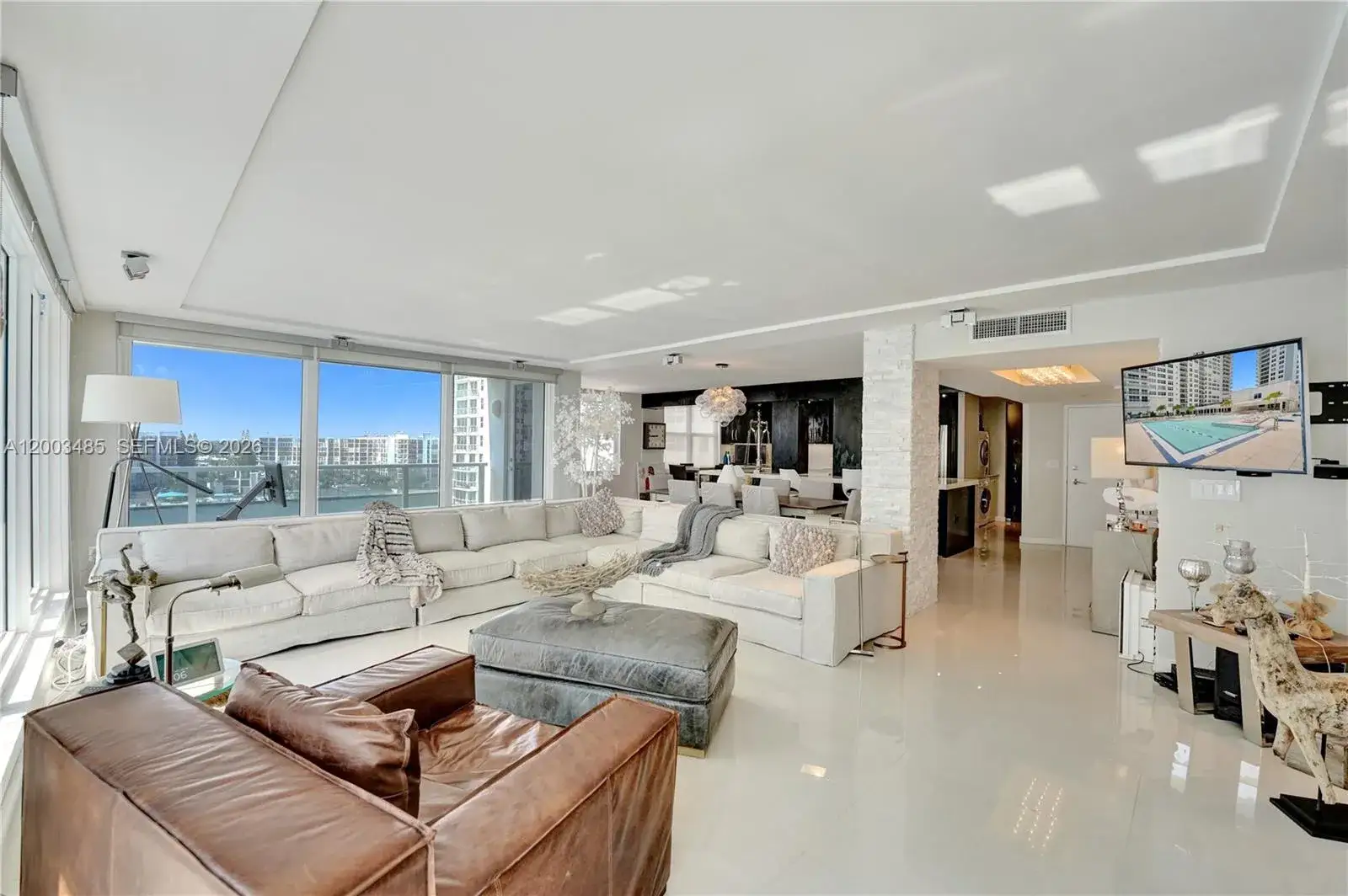 2 bedroom 2 bath Residential for sale at 2751 S Ocean Dr # 908S, Hollywood FL 33019