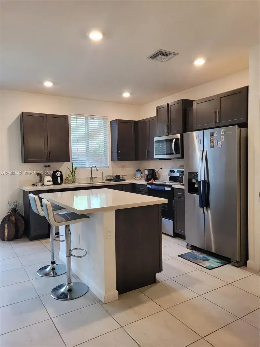 4 bedroom 3 bath Residential for sale at 1015 SE 24th Ter, Homestead FL 33035