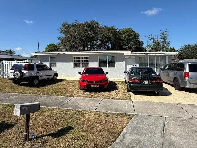 4 bedroom 2 bath Residential for sale at 3610 SW 45th Ave, West Park FL 33023