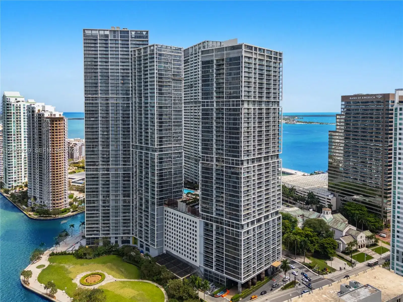 1 bedroom 1 bath Residential for sale at 485 Brickell Ave # 4501, Miami FL 33131