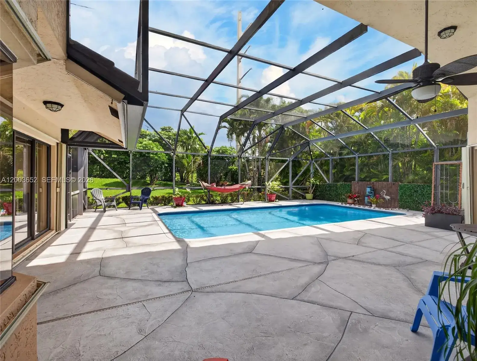 4 bedroom 3 bath Residential for sale at 1025 Creekford Dr, Weston FL 33326