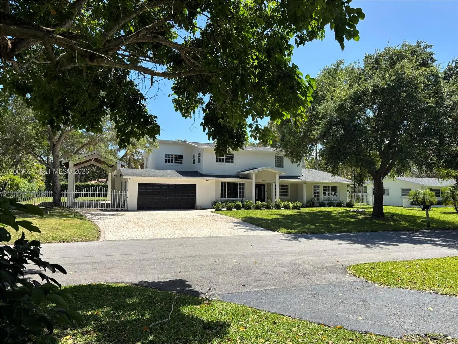 4 bedroom 3 bath Residential for sale at 8320 SW 161st St, Palmetto Bay FL 33157
