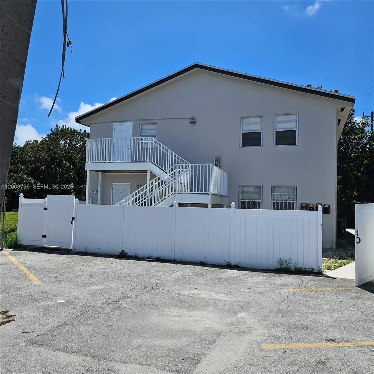 2 bedroom 1 bath Residential Lease for rent at 616 NW 67th St # C, Miami FL 33150
