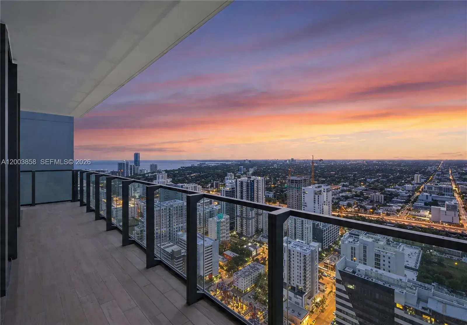 2 bedroom 2 bath Residential for sale at 88 SW 7th St # 3710, Miami FL 33130