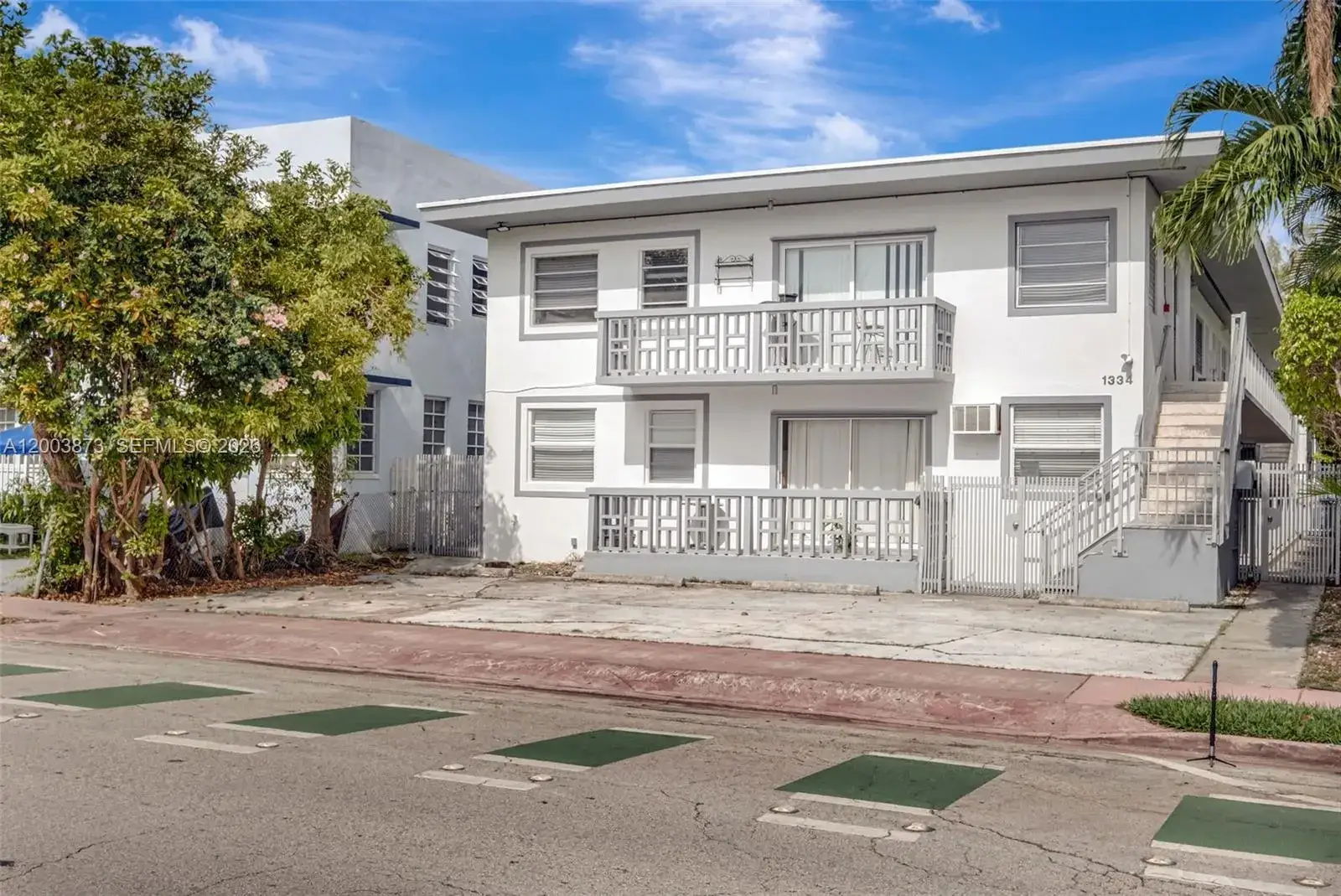 1 bedroom 1 bath Residential for sale at 1334 Euclid Ave # 8, Miami Beach FL 33139