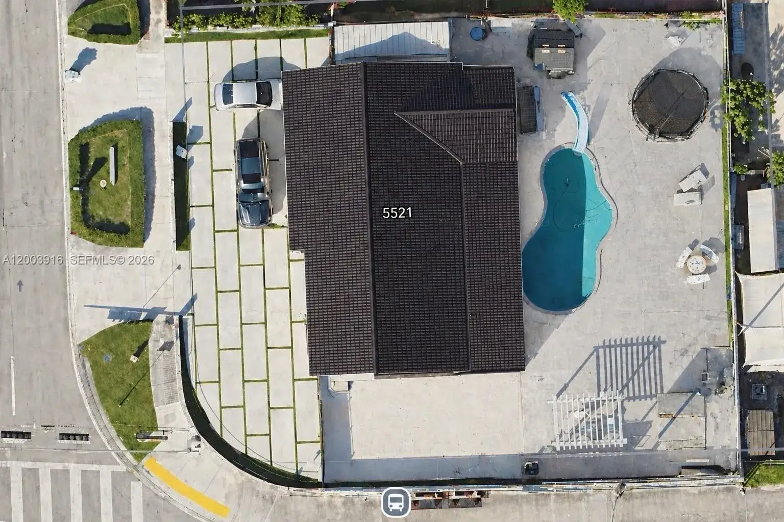 3 bedroom 2 bath Residential for sale at 5521 SW 132nd Ave, Miami FL 33175