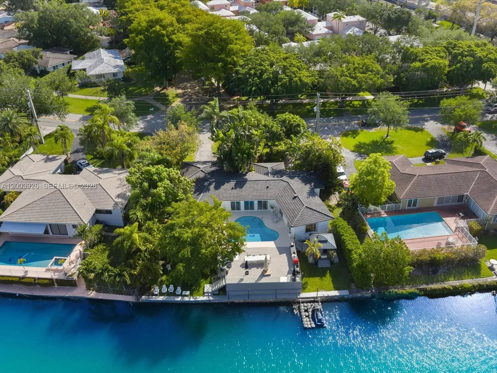 4 bedroom 4 bath Residential for sale at 5000 Riviera Dr, Coral Gables FL 33146