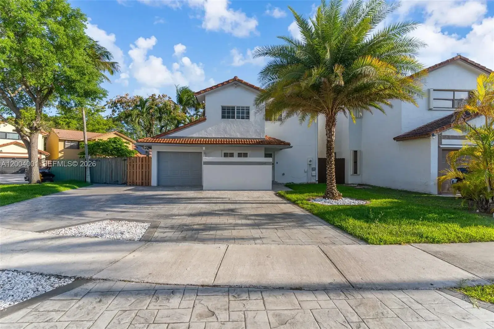 3 bedroom 2 bath Residential for sale at 15134 SW 94th Ter, Miami FL 33196