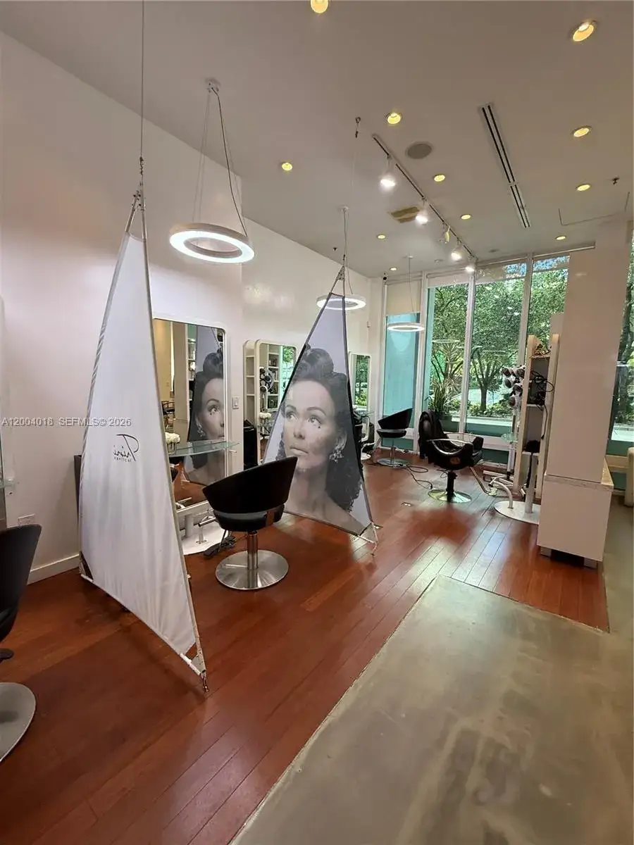 Business Opportunity for sale at Beauty Salon & Spa in Brickell, Miami FL 33131