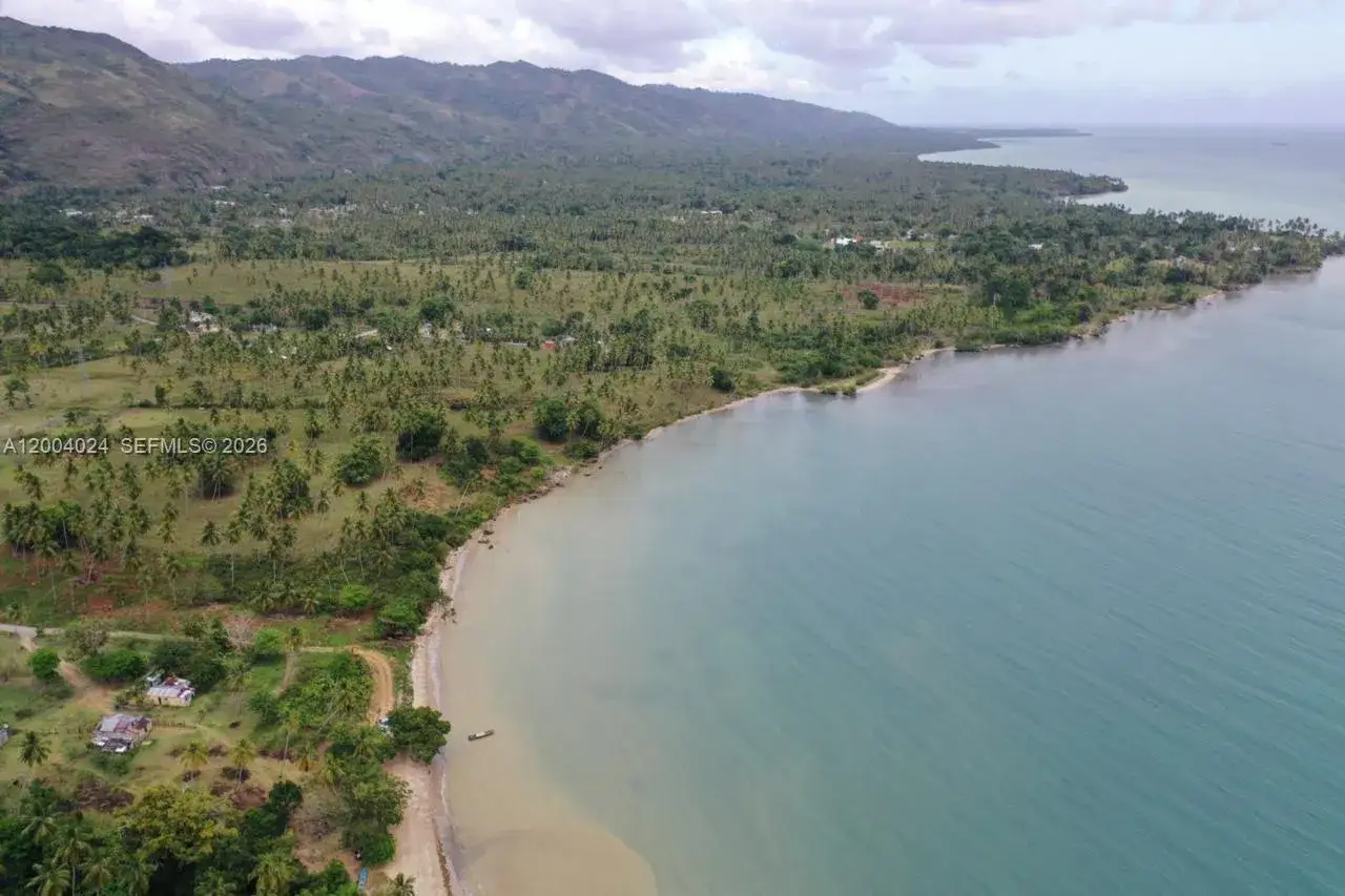 Commercial Land for sale at SAMANA BAY, FL