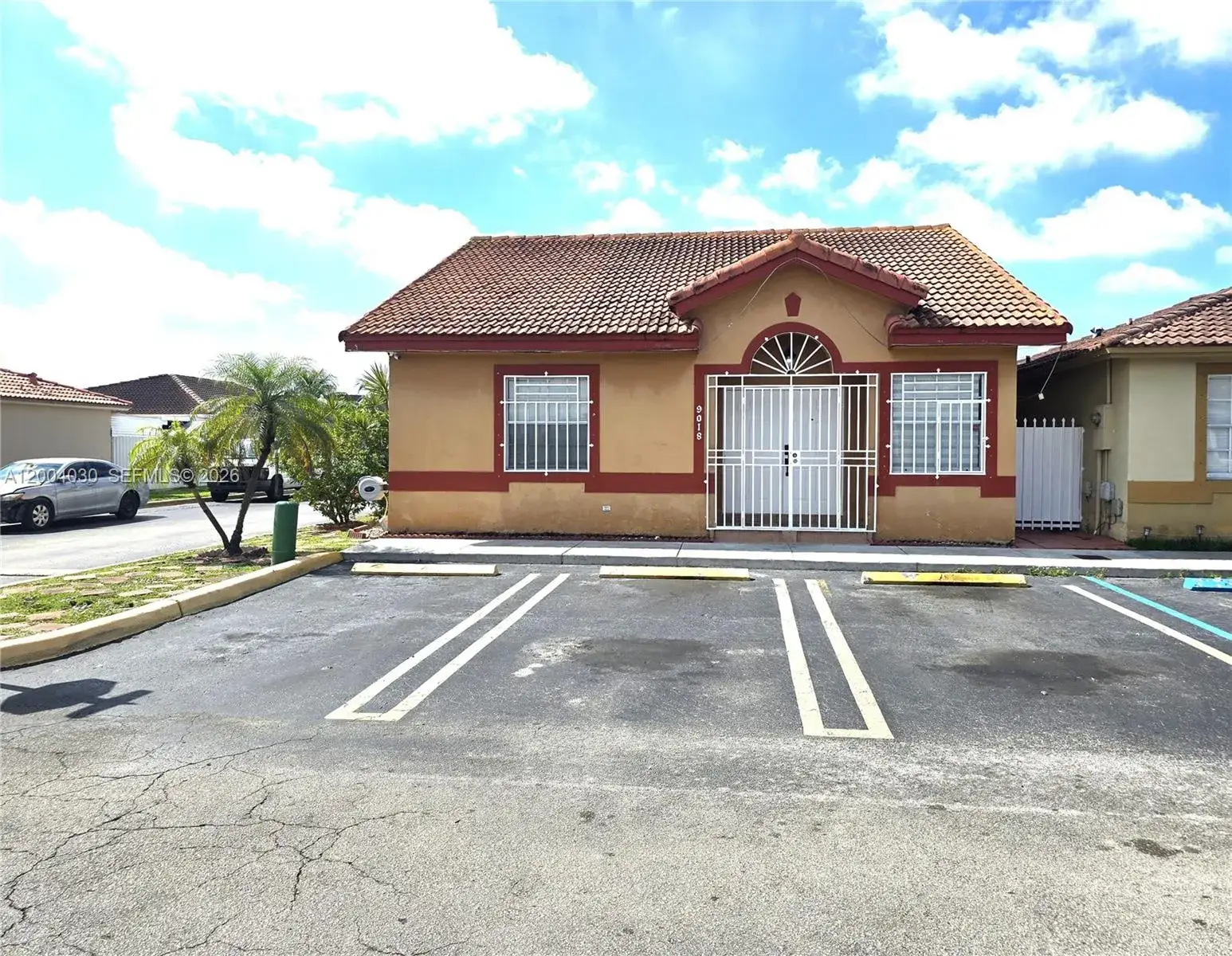 3 bedroom 2 bath Residential for sale at 9018 NW 120th St # 133, Hialeah Gardens FL 33018
