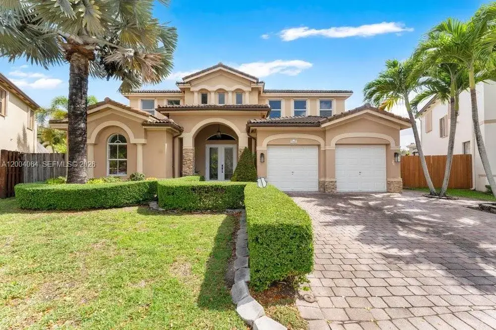 5 bedroom 3 bath Residential for sale at 15465 SW 117th St, Miami FL 33196