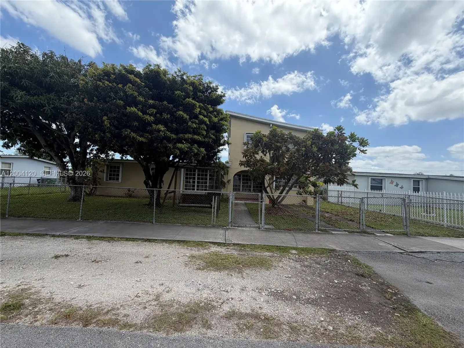 5 bedroom 3 bath Residential for sale at 10910 SW 40th St, Miami FL 33165