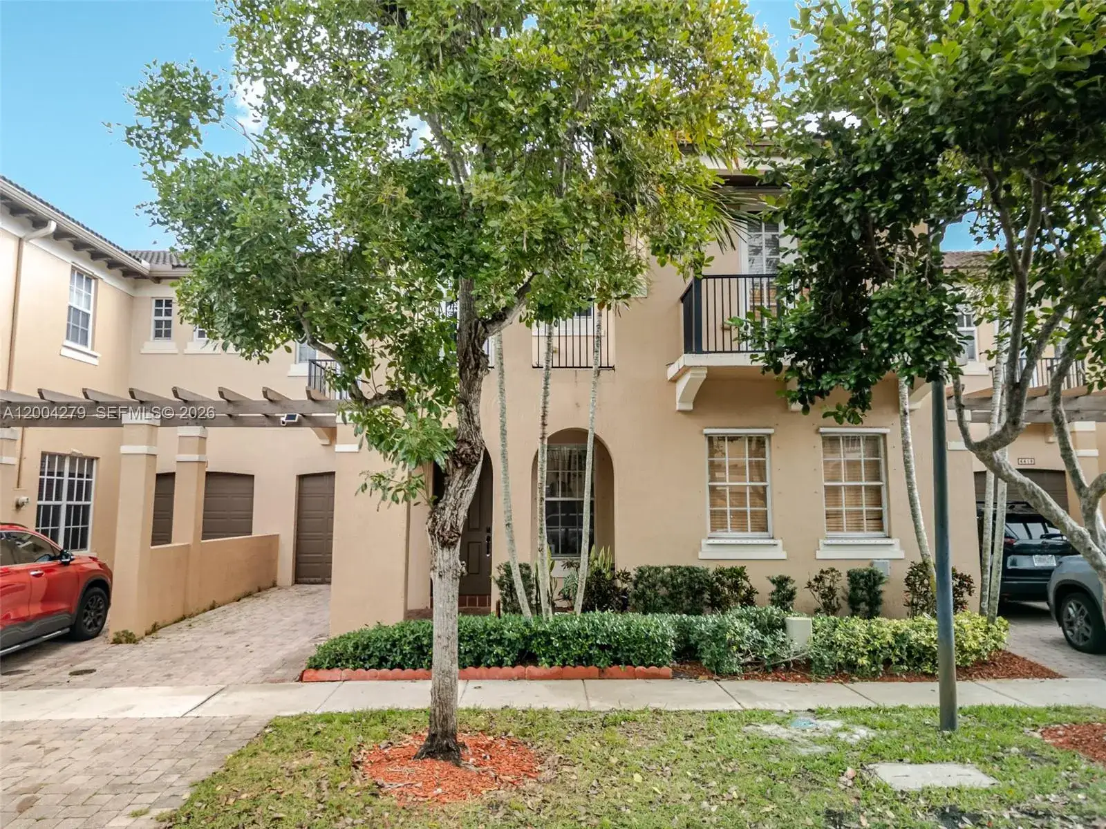 3 bedroom 2 bath Residential for sale at 4414 Morgan Ln, Davie FL 33328