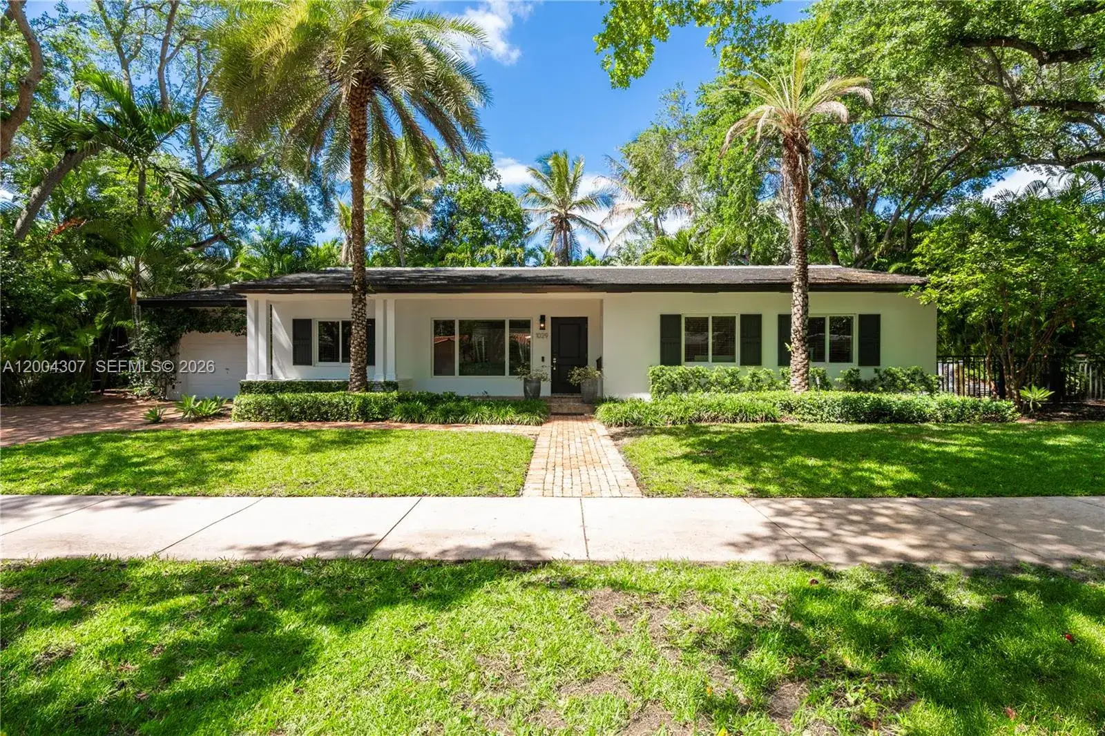 3 bedroom 2 bath Residential Lease for rent at 1029 Mariposa Ave, Coral Gables FL 33146