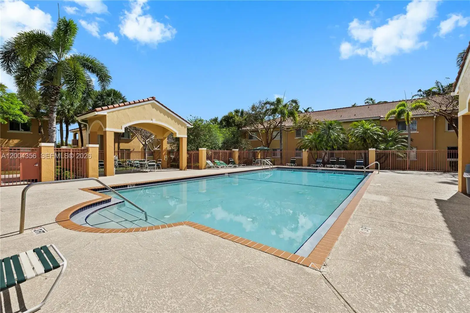 3 bedroom 2 bath Residential Lease for rent at 631 NW 79th Ter # 204, Pembroke Pines FL 33024
