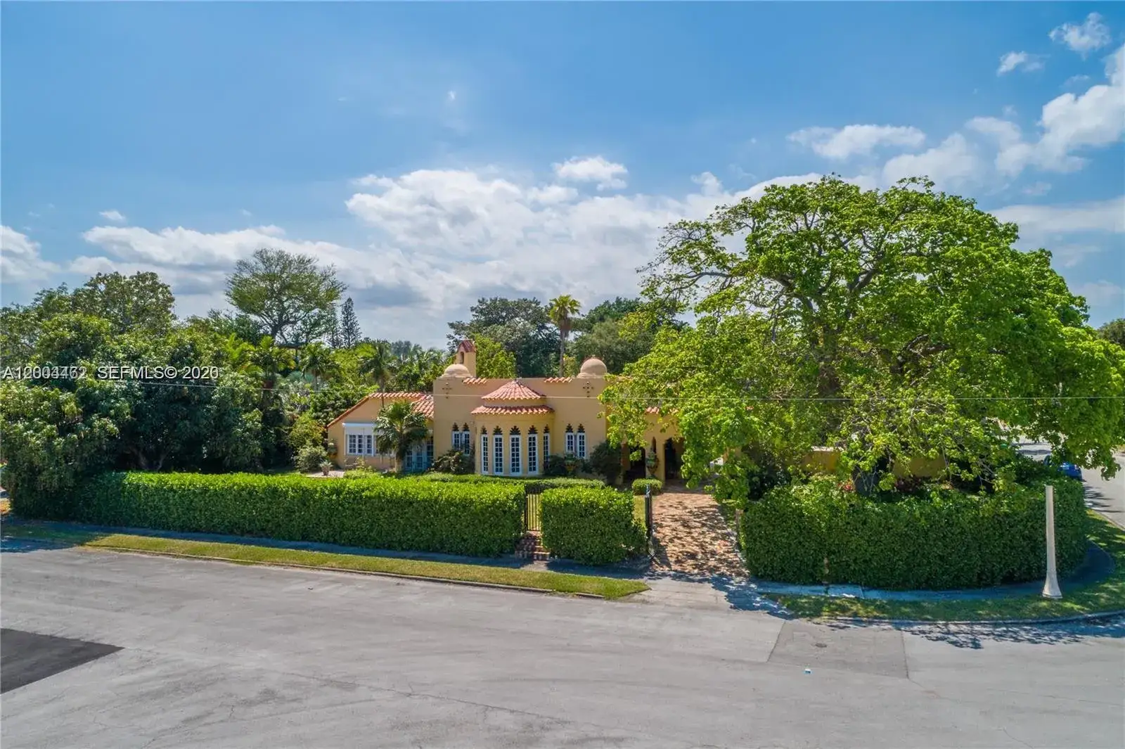 7 bedroom 6 bath Residential for sale at 1036 NE 89th St, Miami FL 33138