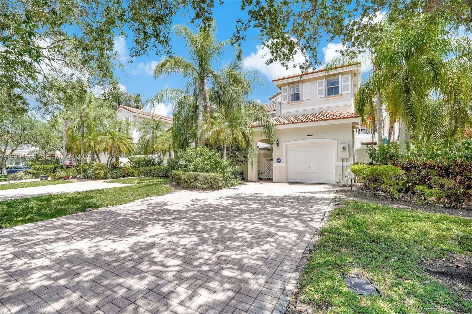 3 bedroom 2 bath Residential for sale at 1675 Yellowheart Way, Hollywood FL 33019