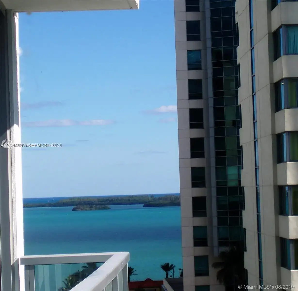 1 bath Residential Lease for rent at 1060 Brickell Ave # 1409, Miami FL 33131