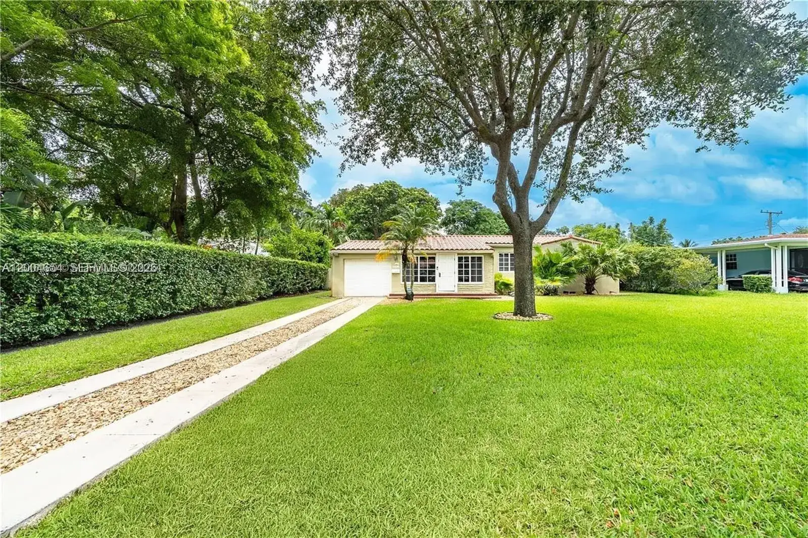 3 bedroom 1 bath Residential for sale at 1065 NE 120th St, Biscayne Park FL 33161