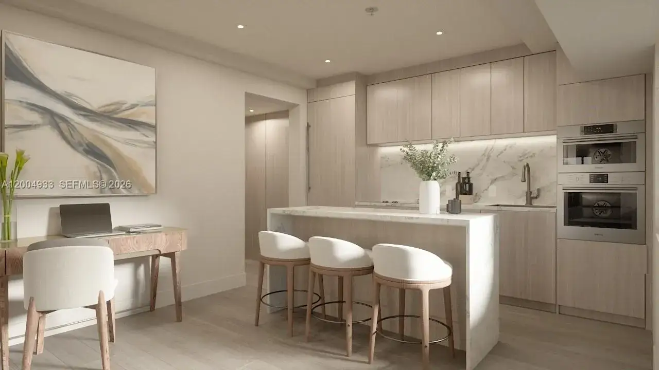 2 bedroom 2 bath Residential for sale at 250 Collins Ave # 105, Miami Beach FL 33139