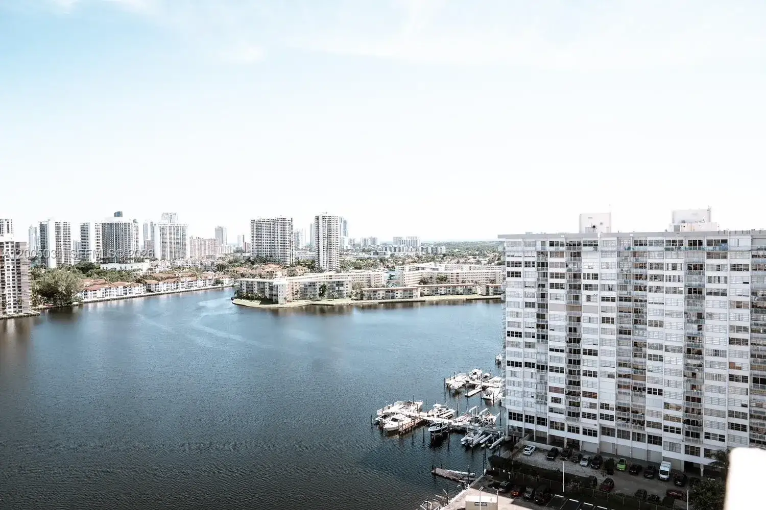 1 bedroom 2 bath Residential for sale at 2780 NE 183rd St # 2108, Aventura FL 33160