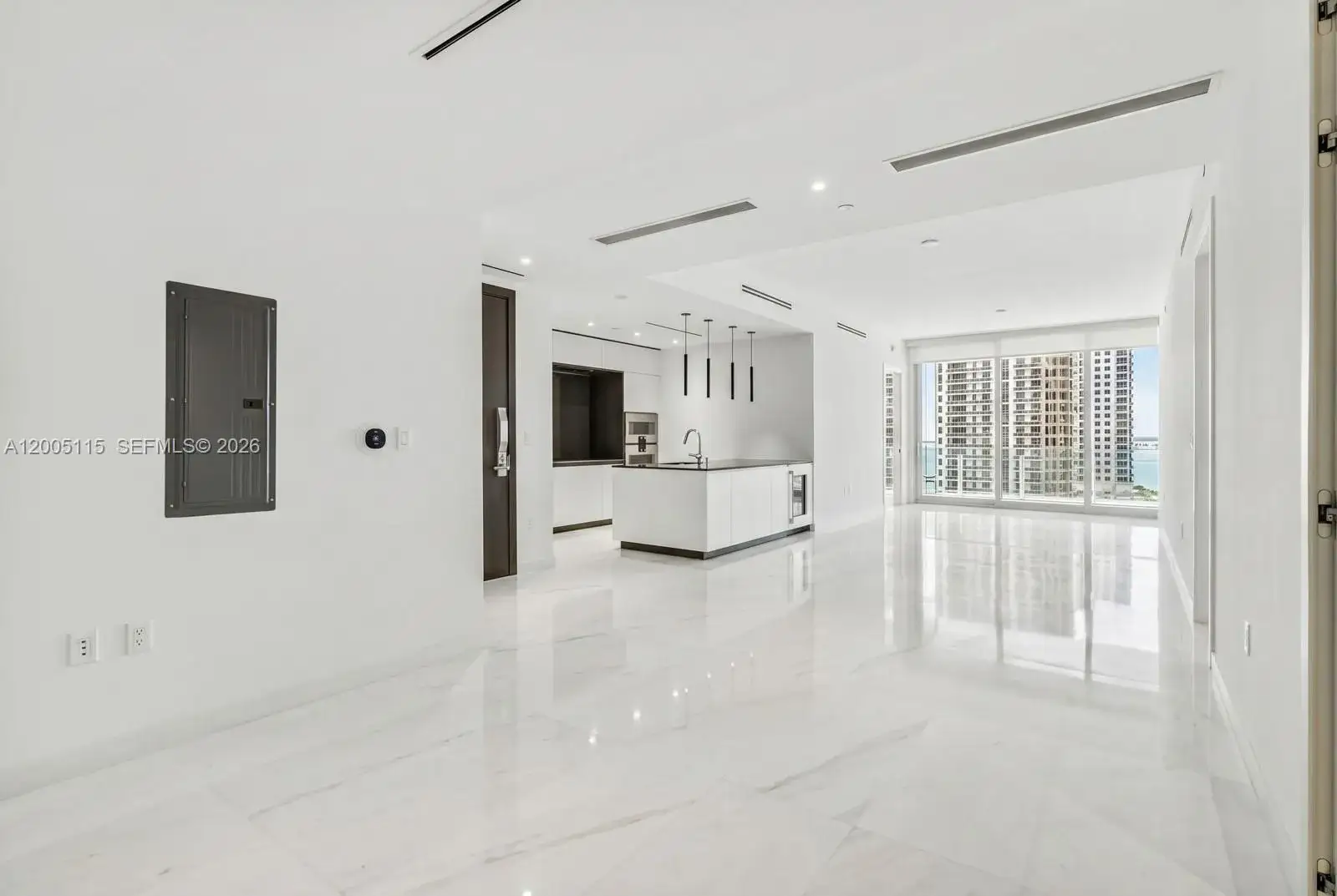 2 bedroom 3 bath Residential for sale at 300 Biscayne Blvd Way # 1002, Miami FL 33131