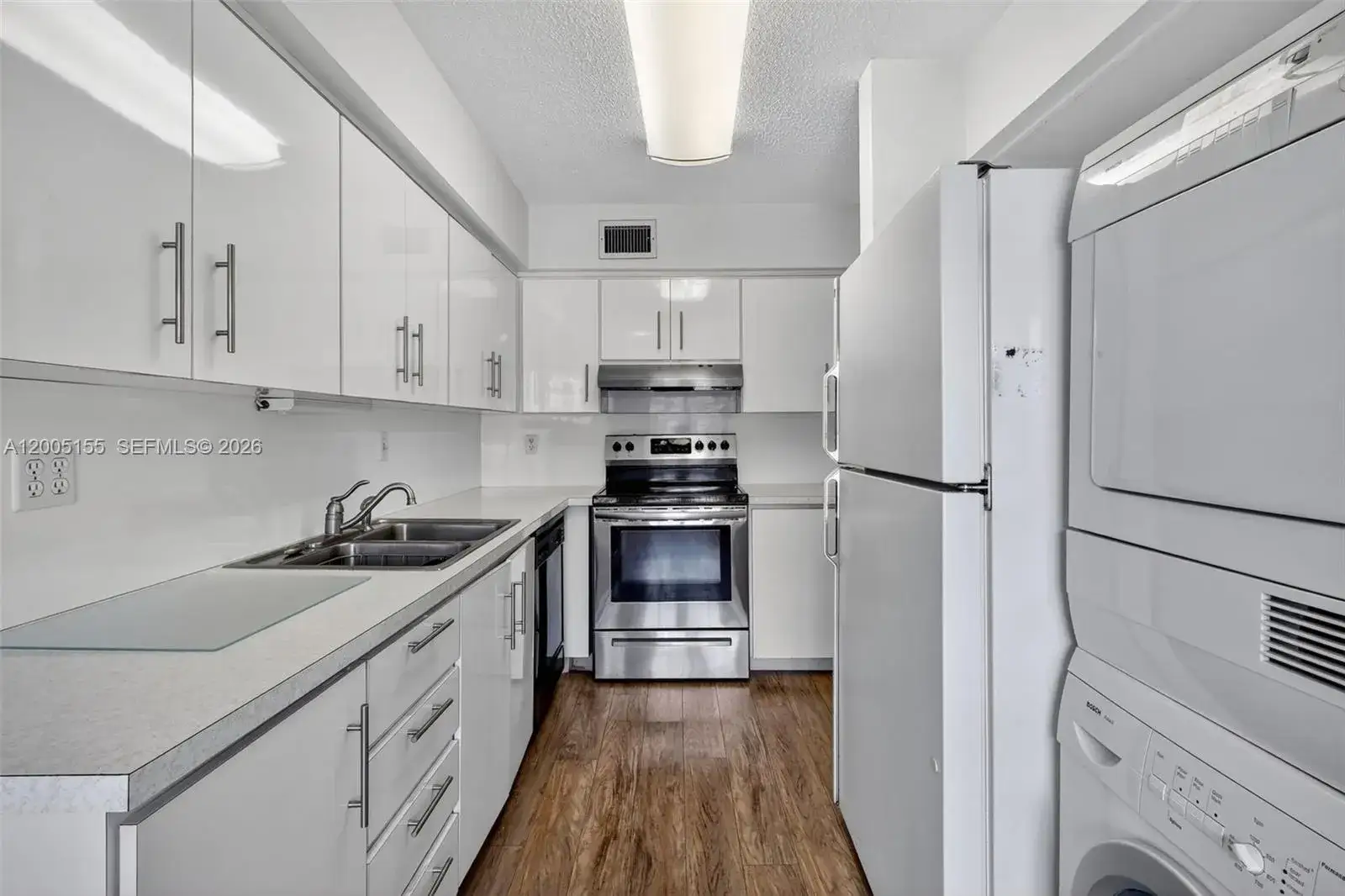 2 bedroom 2 bath Residential for sale at 13950 Via Flora # D, Delray Beach FL 33484