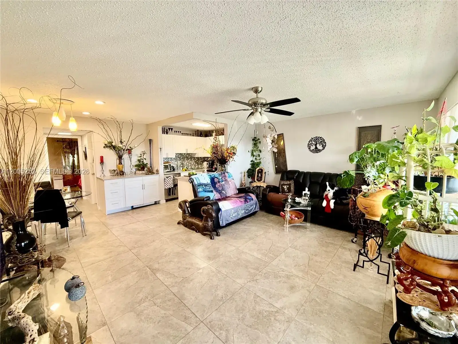 1 bedroom 1 bath Residential for sale at 431 Chatham U # U, West Palm Beach FL 33417