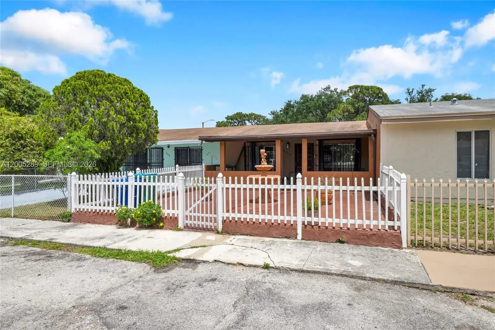 2 bedroom 1 bath Residential for sale at 3810 NW 213th St, Miami Gardens FL 33055
