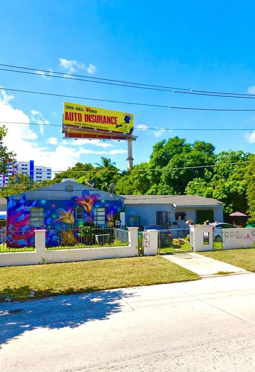 Commercial Sale for sale at 301 NW 37th St, Miami FL 33127